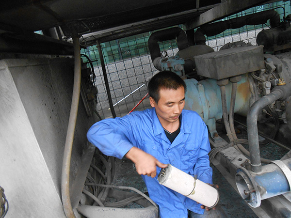 中央空調(diào)維修-離心機組維修（保養(yǎng)）